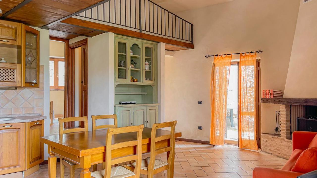 Апарт отель Borgo San Valentino Arrone Экстерьер фото