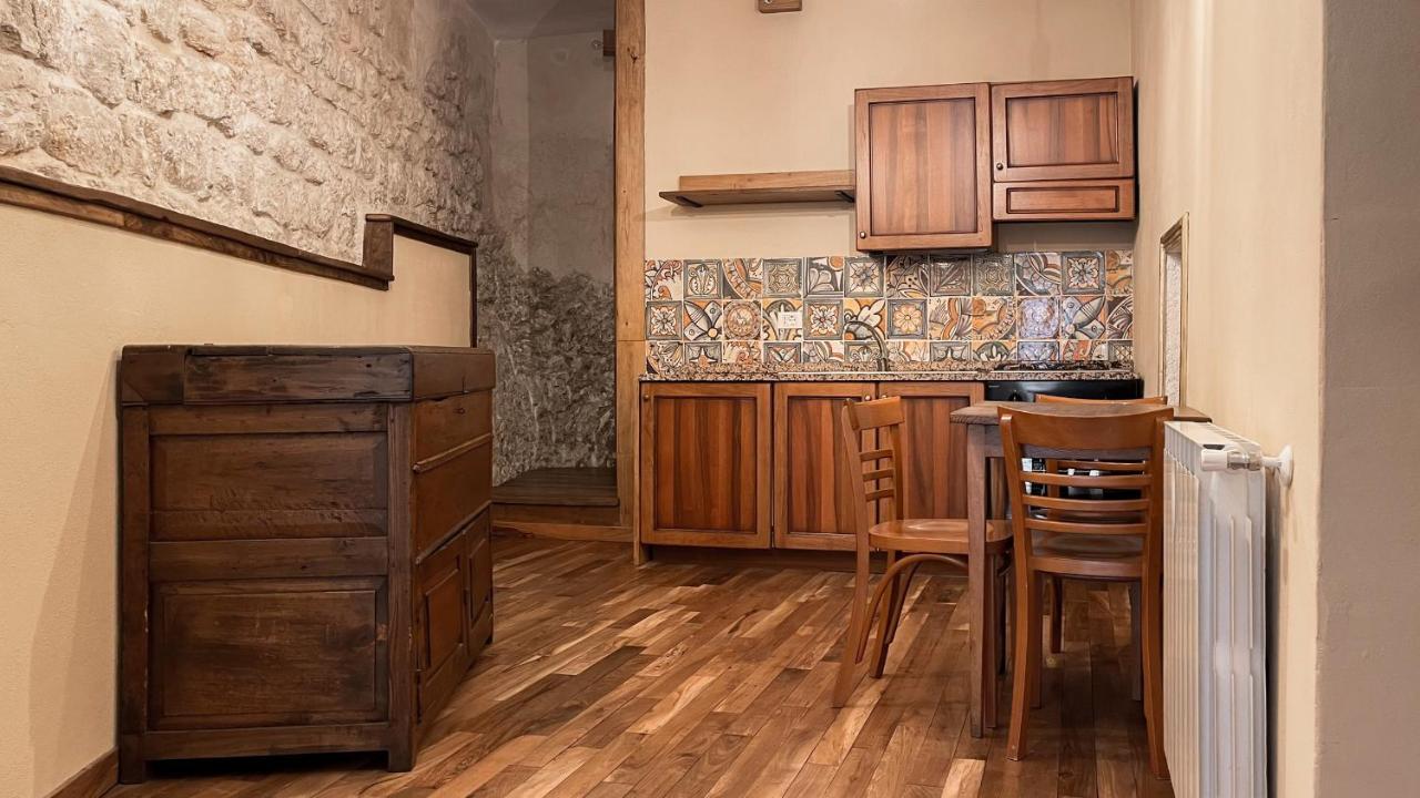 Апарт отель Borgo San Valentino Arrone Экстерьер фото