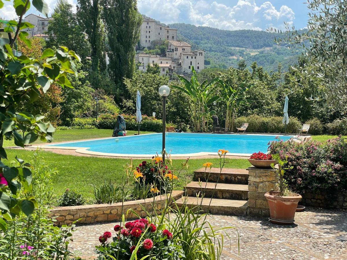 Апарт отель Borgo San Valentino Arrone Экстерьер фото